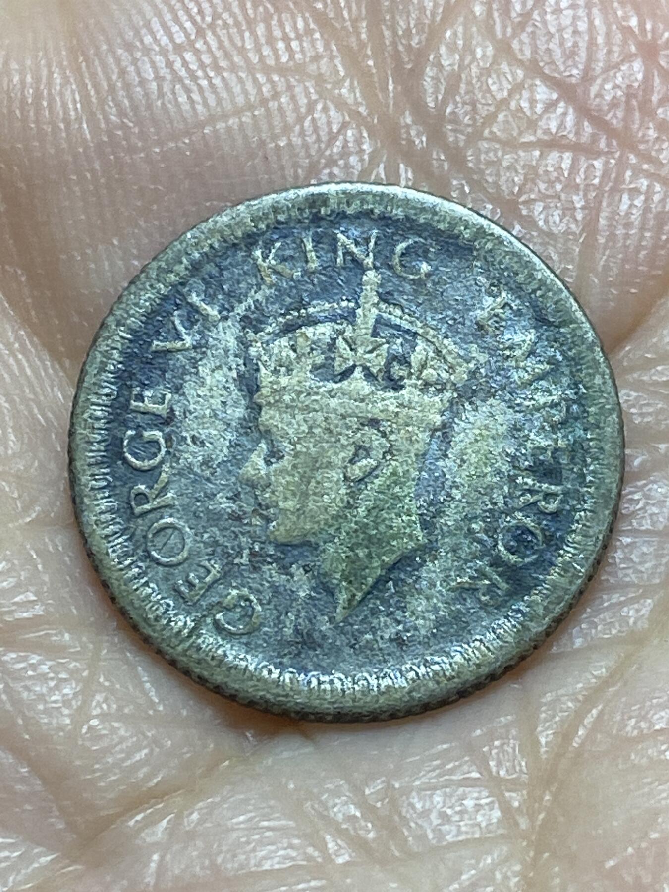 2025年第一百一十九场(总第一百四十五场）外国好品散币(免佣金) 英属印度1942年1/4卢比银币(乔治六世第四版，500银)