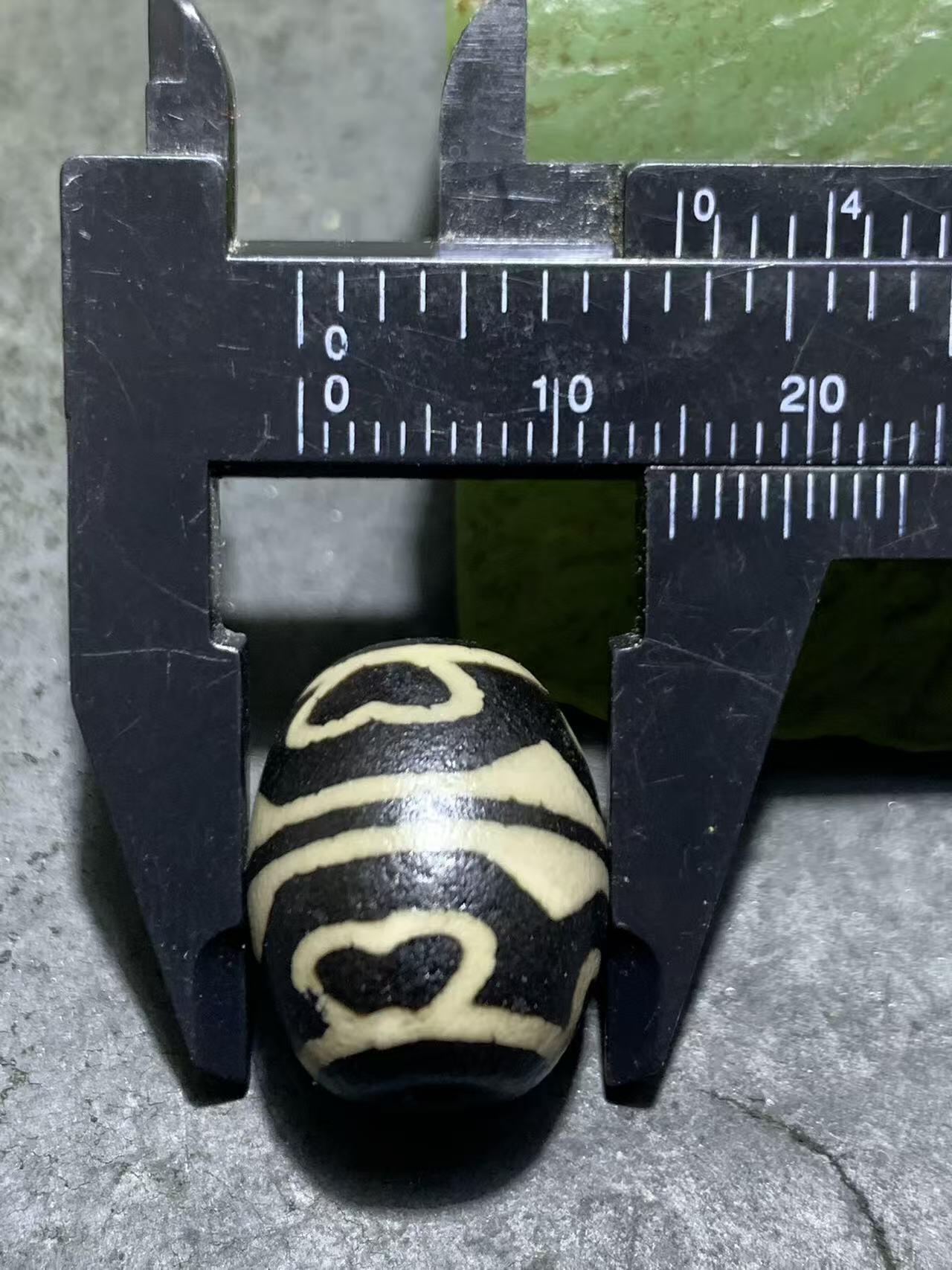 仅此一颗，精品藏传莲花天珠一颗，