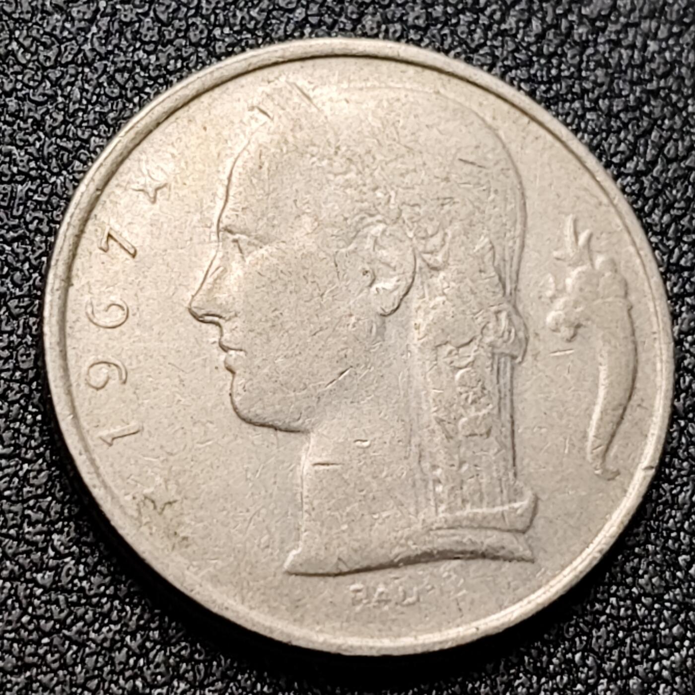 泉币菌-第119场-精品福利场 比利时1967年5法郎铜镍币（佛兰芒文版BELGIË），谷物女神，24mm