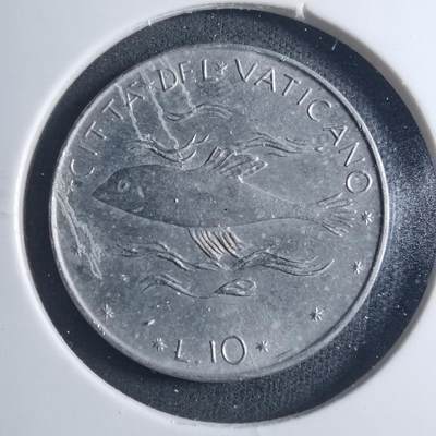 沼泽如烟--第885场 - 梵蒂冈10里拉