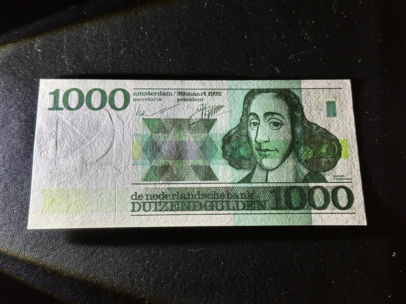 《外钞收藏家》第五百八十期（精选场）（本平台长期征集拍品、欢迎藏友们联系合作）