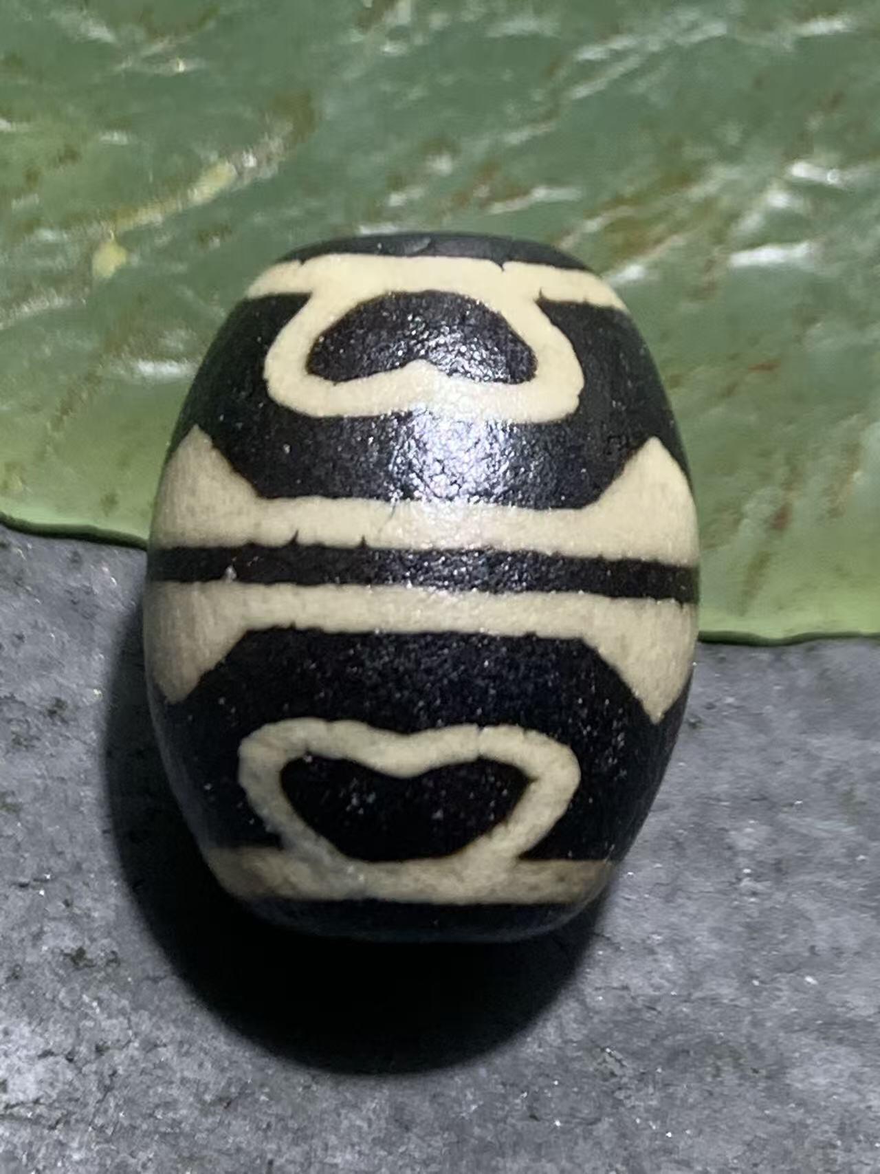 仅此一颗，精品藏传莲花天珠一颗，