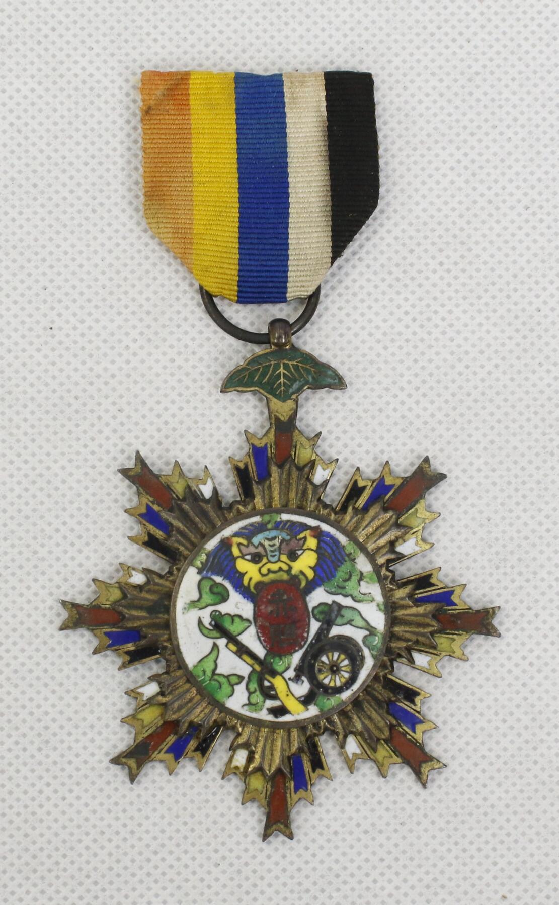 历代徽章20 民国 赤胆虎贲章