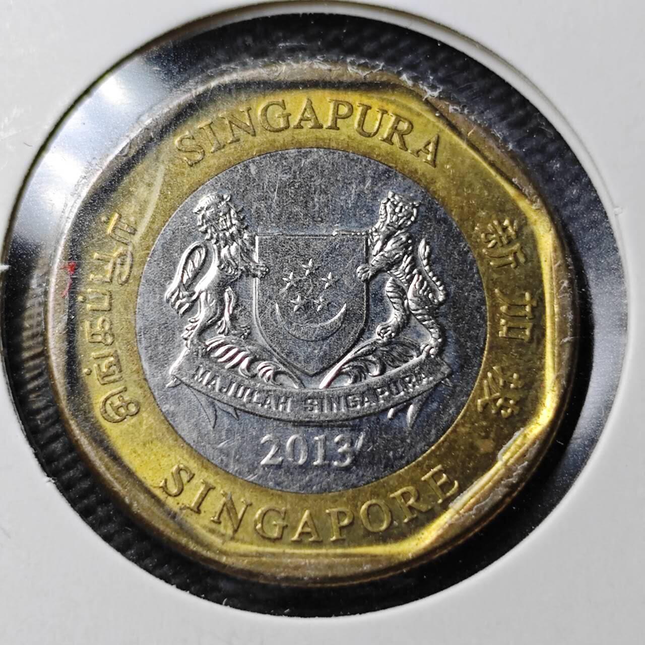 KK钱币收藏小铺  第360场  2月预留时间 周末发货 2013新加坡1元 双色币