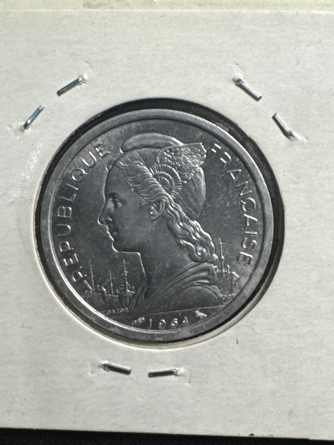 ❤️【币观天下】❤️ 第329期钱币拍卖- 2025.10.31周五晚上6点半场-长期征集拍品 法属科摩罗1枚1964年