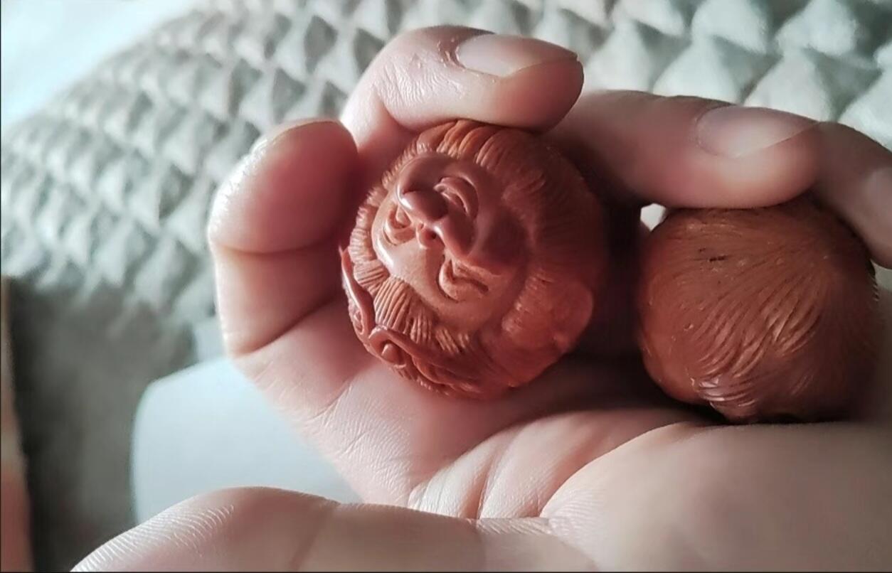 听雨轩 （十二）精品木雕 核雕 巴西橄榄核Q版萌孙悟空手球 35mm