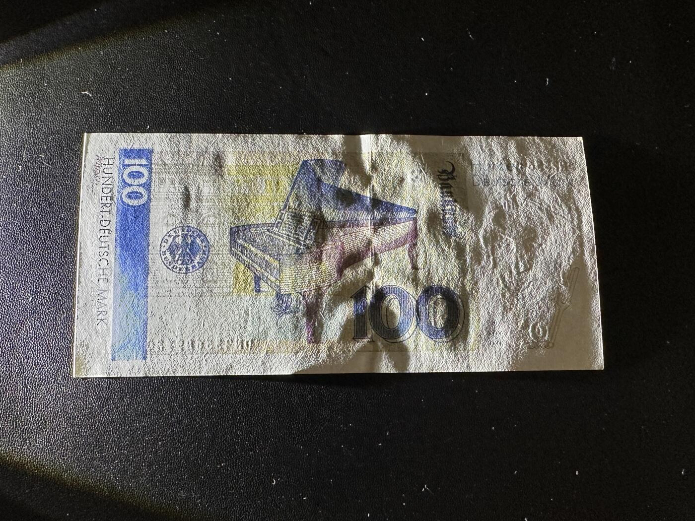 《外钞收藏家》第五百八十期（精选场）（本平台长期征集拍品、欢迎藏友们联系合作）