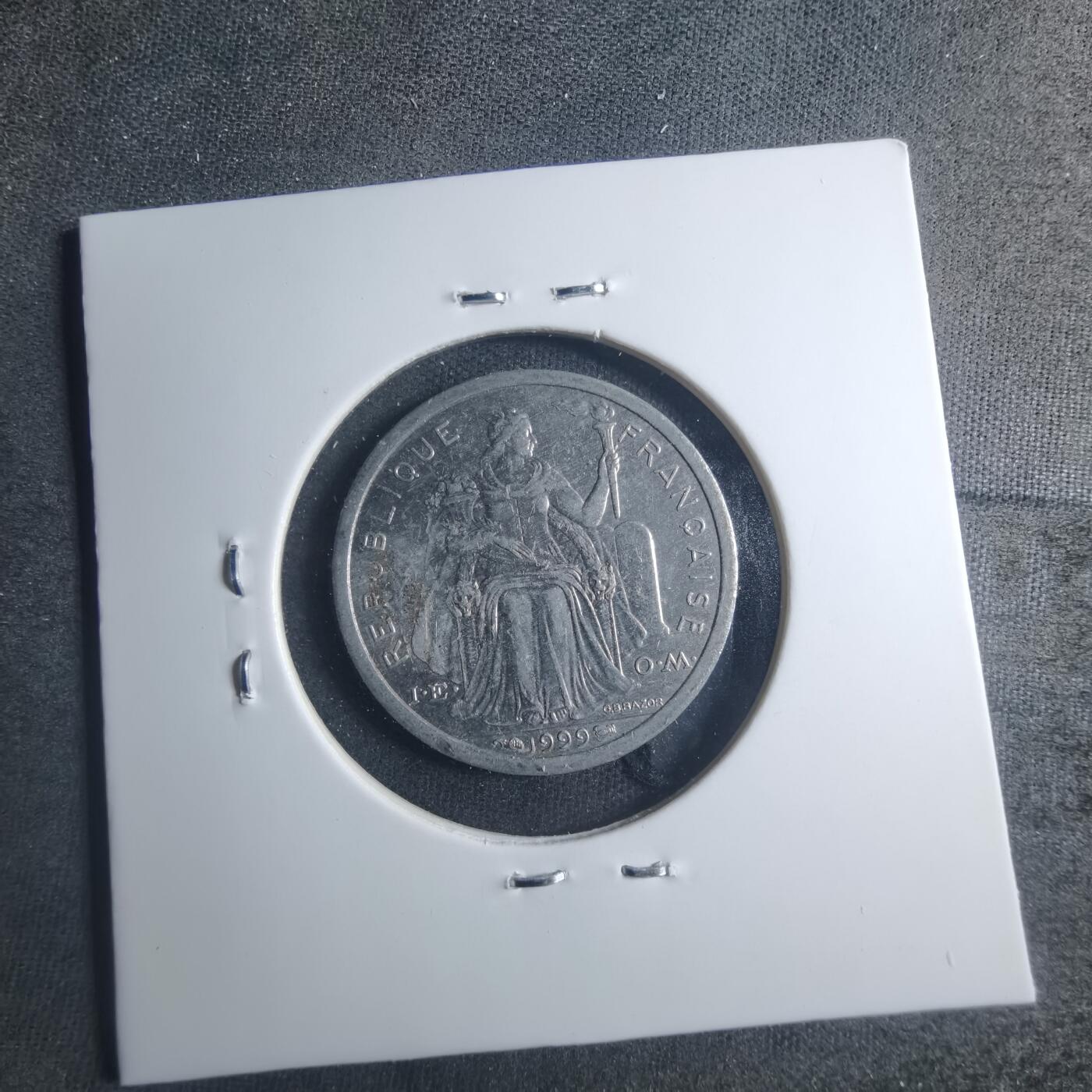 沼泽如烟--第885场 法属新喀里多尼亚1999年1法郎