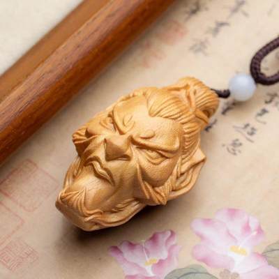 听雨轩 （十二）精品木雕 核雕 - 黄杨木雕刻申公豹手把件6.1*3.9