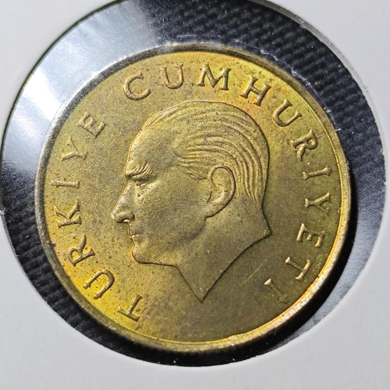 KK钱币收藏小铺  第360场  2月预留时间 周末发货  1991土耳其500里拉 好品铜币