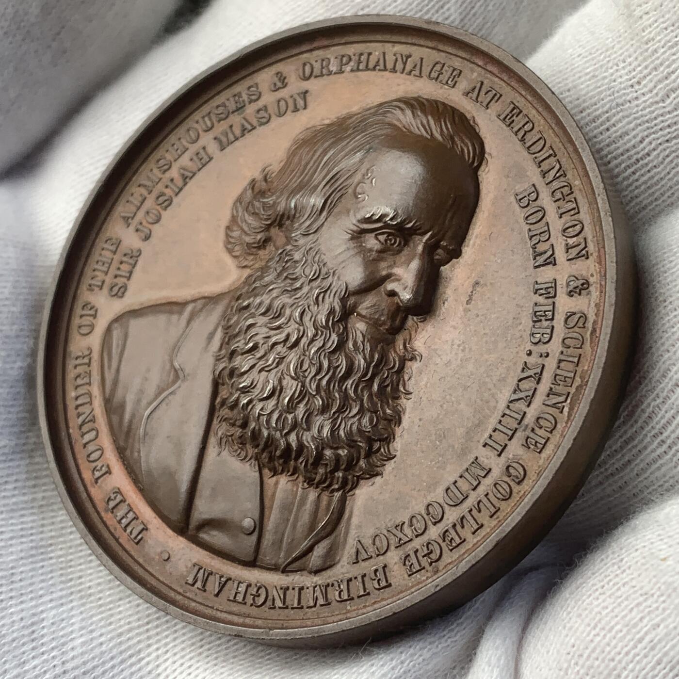 掌中浮雕-藏着的欧洲第039场 1880年英国梅森科学学院铜章，51mm，BHM-3083  ，Eimer-1670，原盒