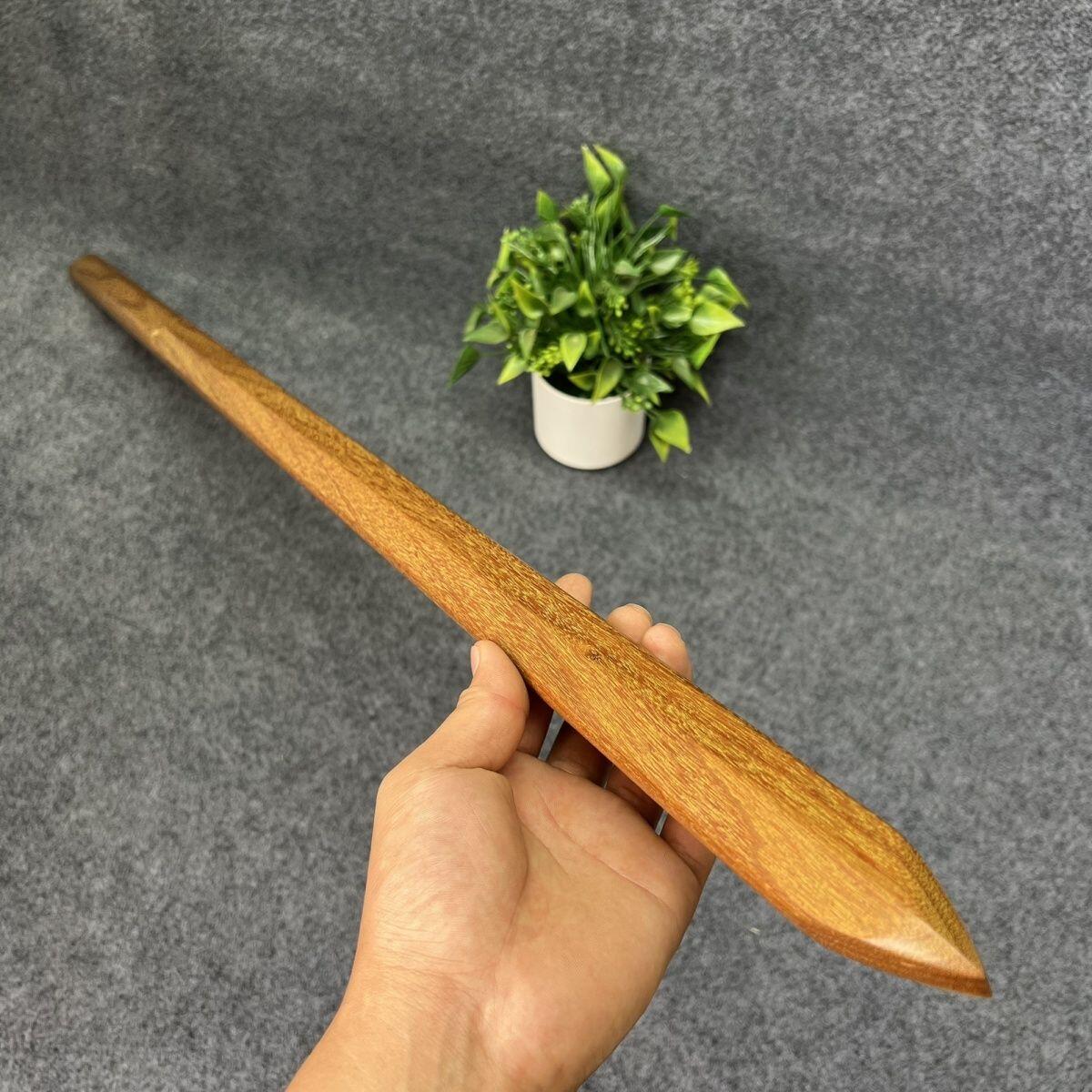 听雨轩（10） 名家名画中堂挂画（一） 重蚁木双手剑一体手工制作 实木太极棍剑 100*3.2*2.3cm