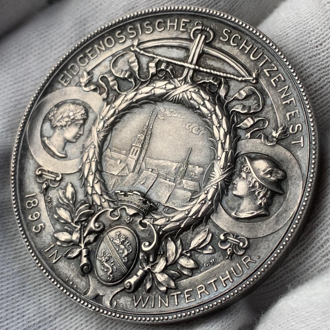 掌中浮雕-藏着的欧洲第039场 1895年温特图尔射击节银章, 45mm，39g，配有合适的盒子