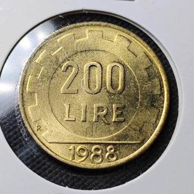 KK钱币收藏小铺  第360场  2月预留时间 周末发货 -  1988意大利200里拉铜币 好品
