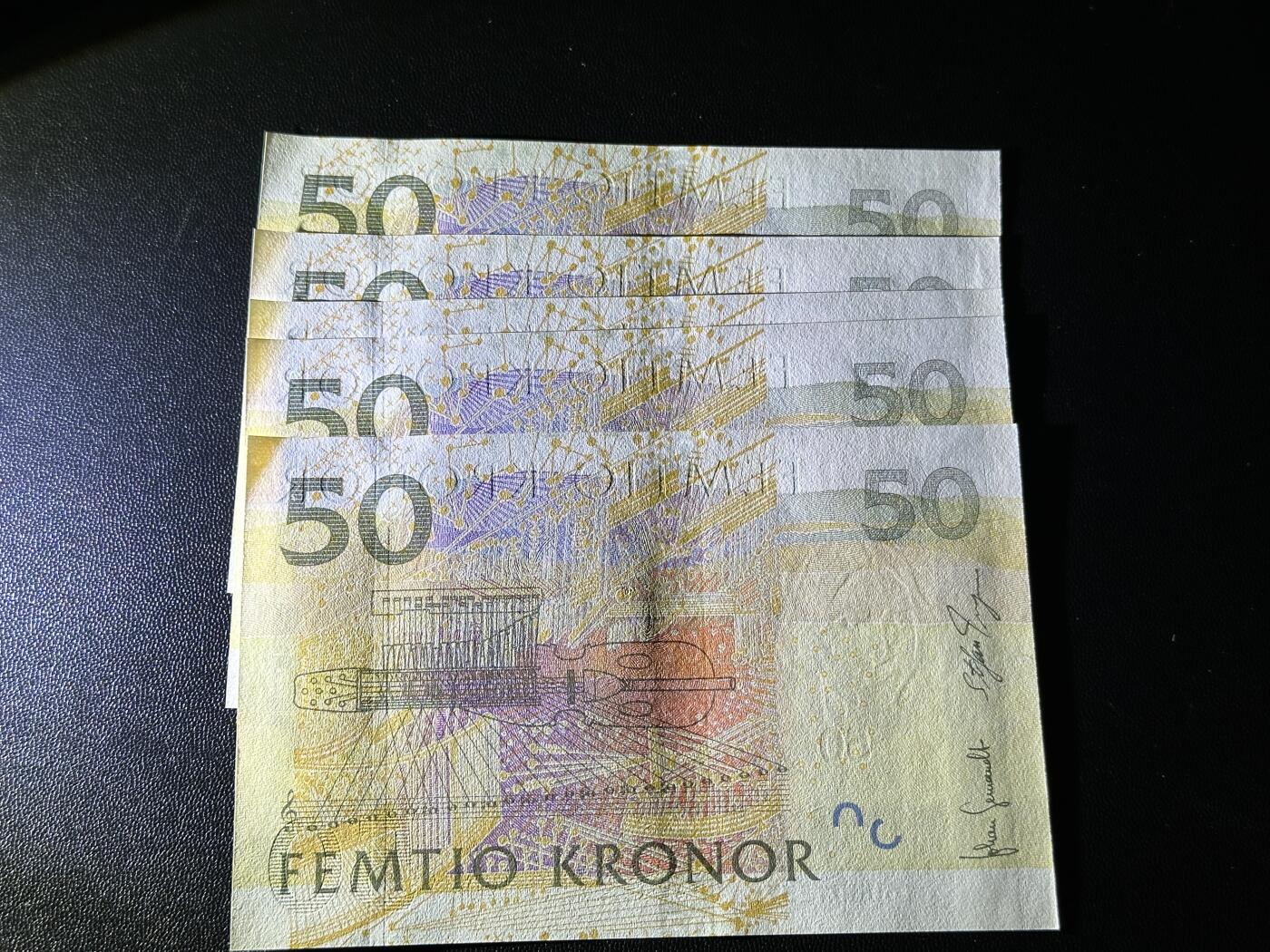 《外钞收藏家》第五百八十期（精选场）（本平台长期征集拍品、欢迎藏友们联系合作）