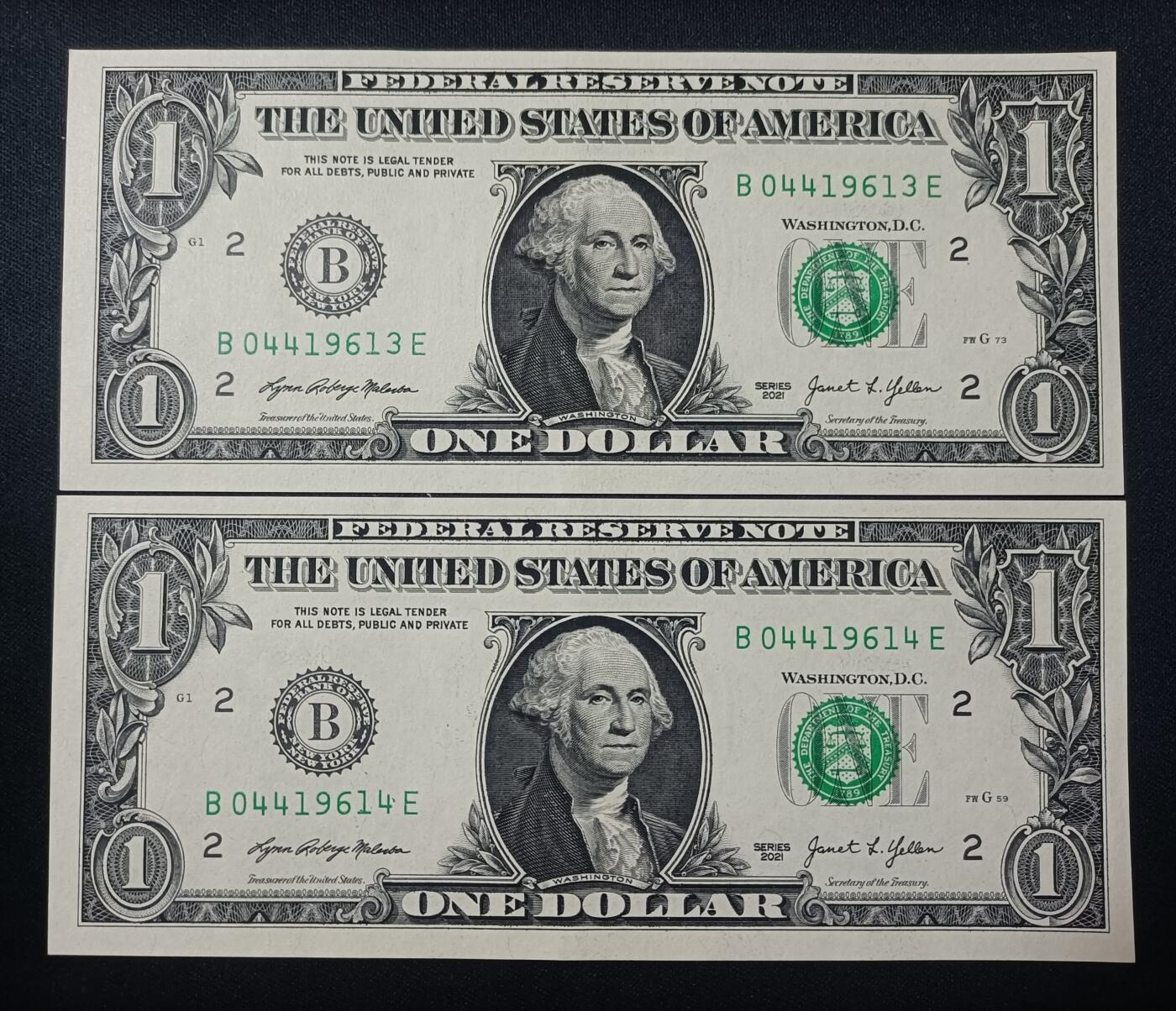 【游宝拍卖】乙巳蛇年82期  美国-1美元【二连 SERIES-2021 UNC 】