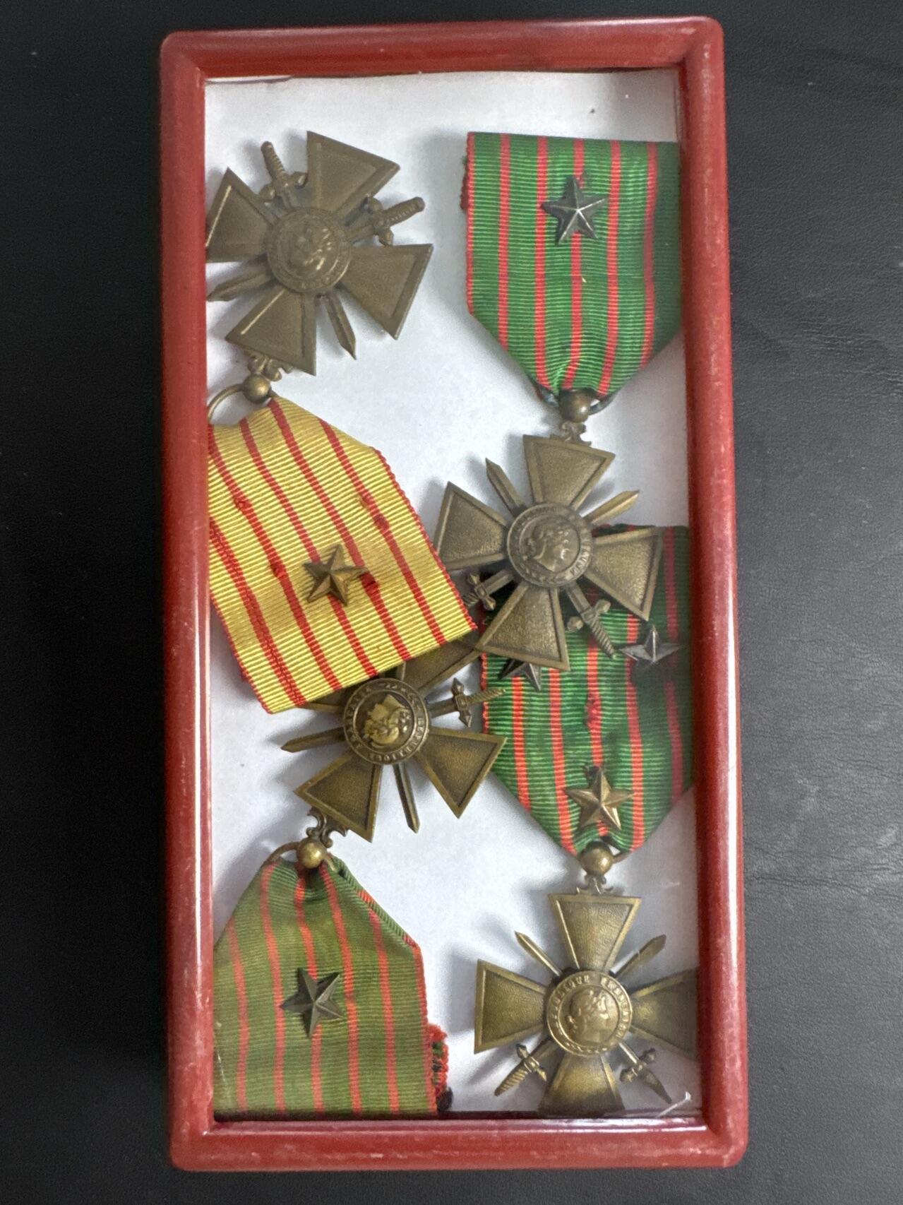 ❤️【币观天下】❤️ 第329期钱币拍卖- 2025.10.31周五晚上6点半场-长期征集拍品 法国战争十字勋章1915-1918年4枚套