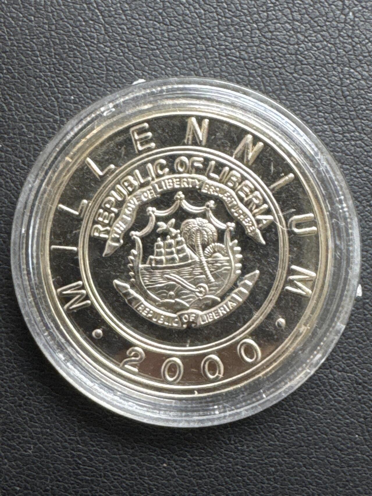 ❤️【币观天下】❤️ 第329期钱币拍卖- 2025.10.31周五晚上6点半场-长期征集拍品 利比里亚2000年生肖羊铜镍纪念币11.18克直径31.6毫米