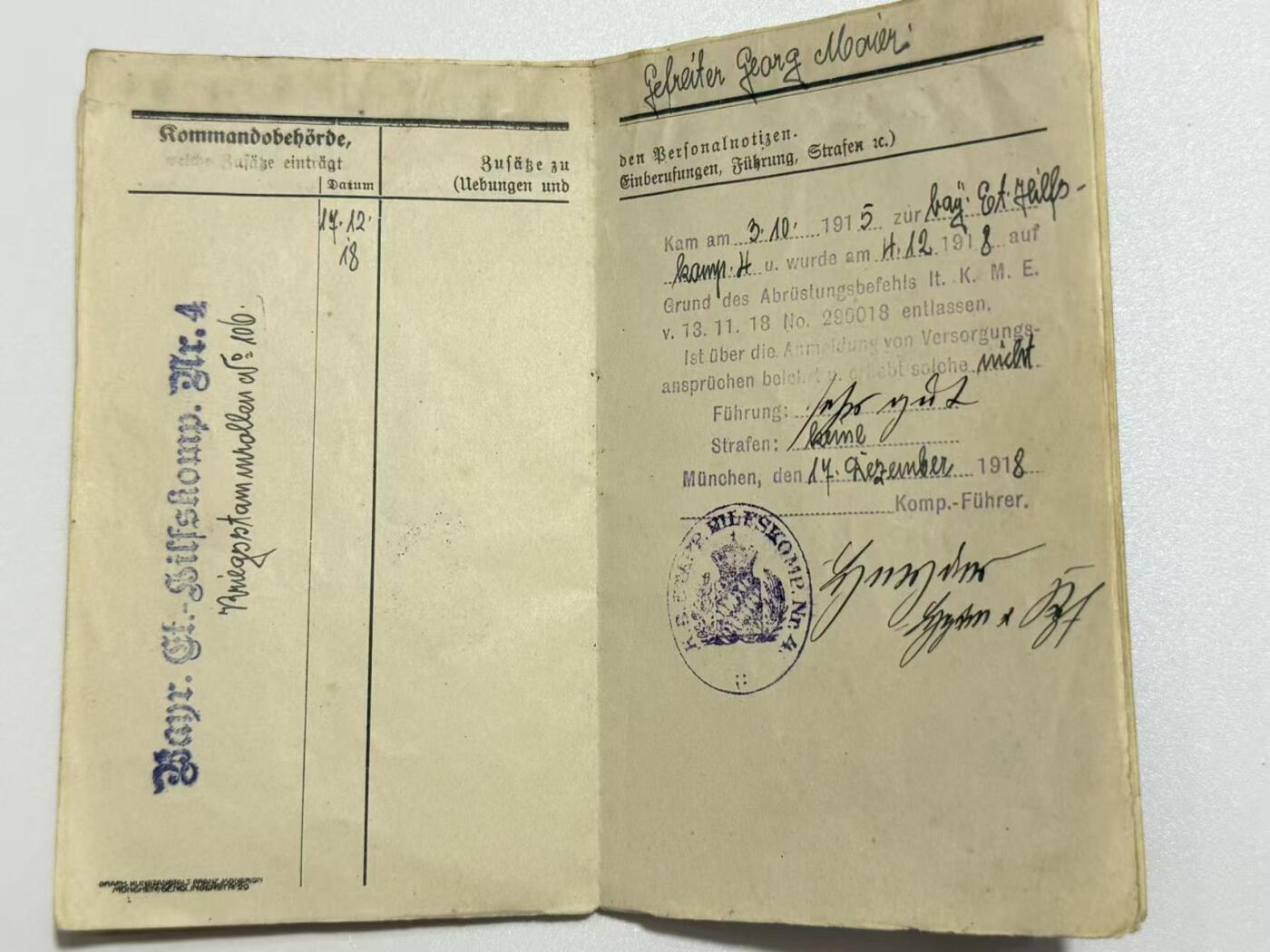 韵星假日精品2025秋季军品类拍卖会-- Rimey Holidays Boutique 2025 Autumn Militaria Sale 帝德铁十字定制盒收藏一组（包含镶嵌有二级铁十字勋章的定制盒一个、kag厂标二铁➕兴登堡奖章二联排一组、二级铁十字勋章纽扣迷你章一枚、巴伐利亚王国士兵证书一本、巴伐利亚王国路德维西国王纪念章一枚、巴伐利亚王国士兵cdv照片一张、一战爱国者之铁奖章、兴登堡元帅图像纪念品）本组藏品共8件