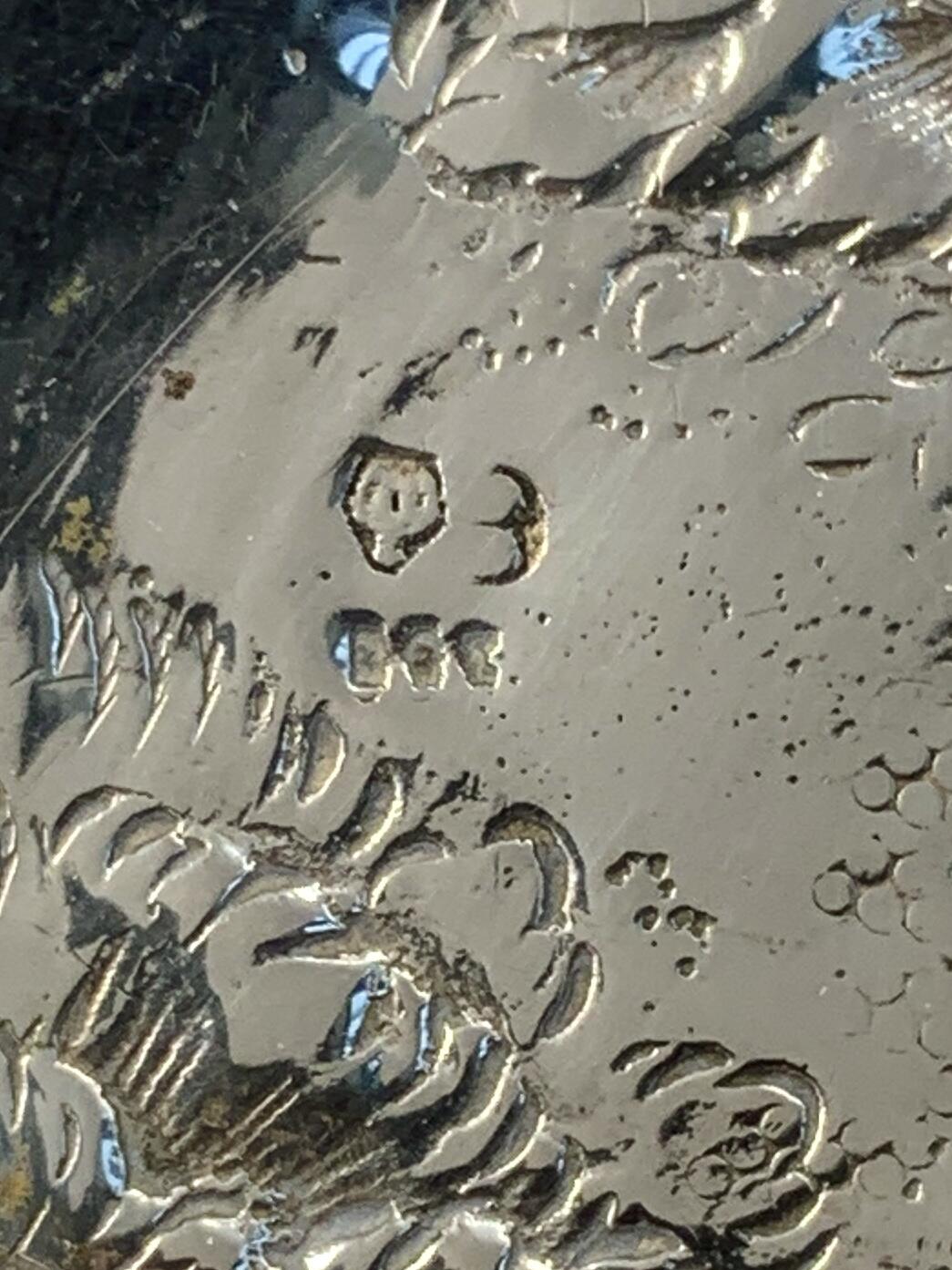 掌中浮雕-藏着的欧洲第039场 190X德国800银椭圆果篮，282mm X 170mm，207g，有银标