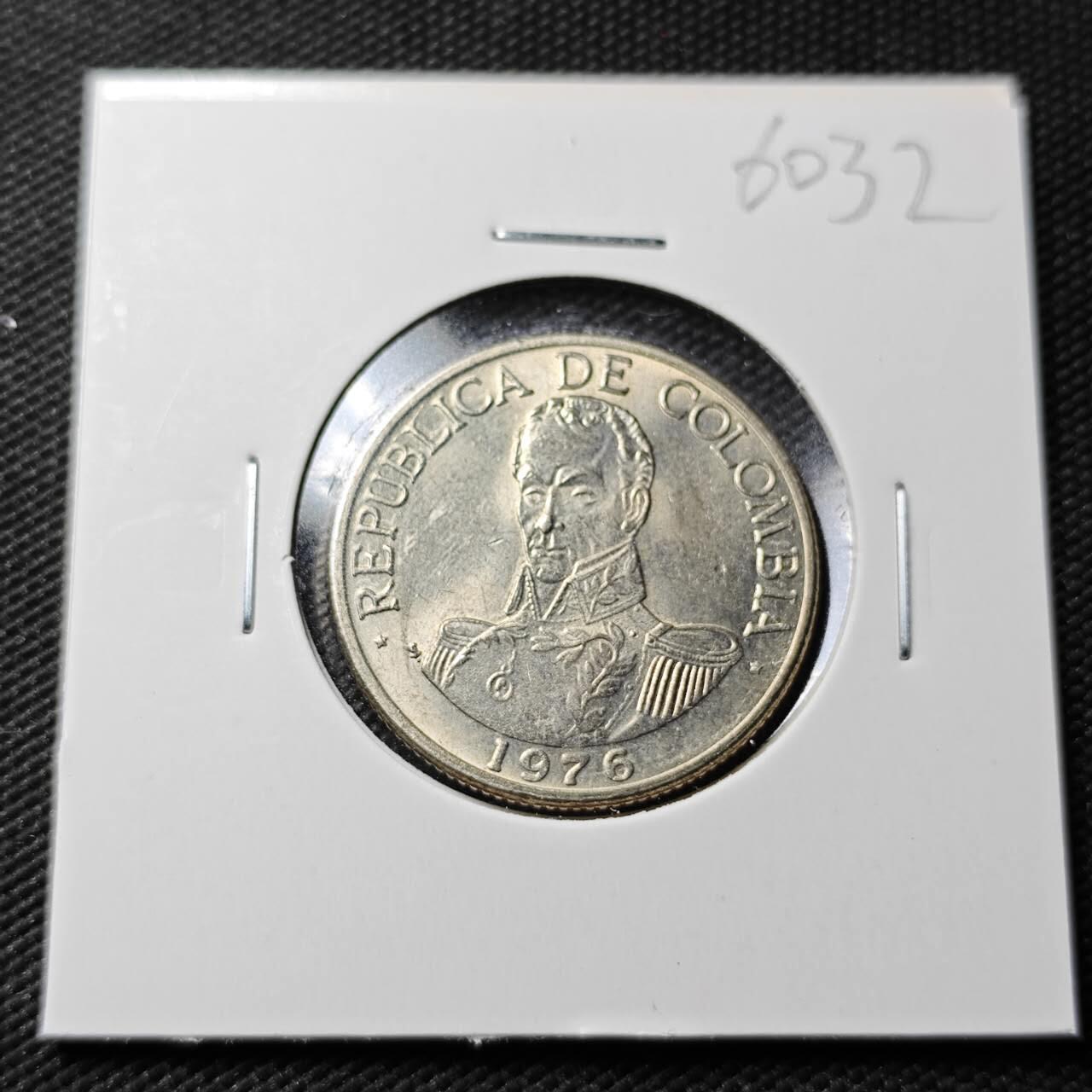 KK钱币收藏小铺  第360场  2月预留时间 周末发货  1976哥伦比亚1比索