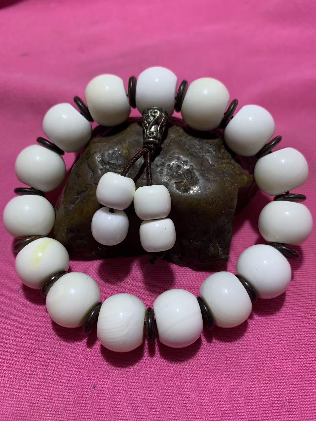 深海奶白高玉化贝化玉鼓珠手串一条