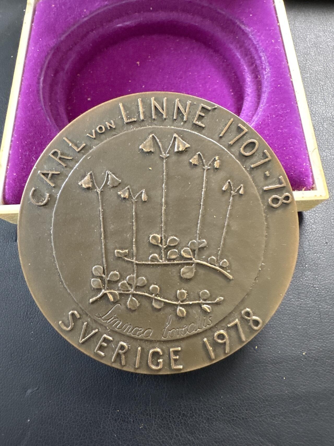 ❤️【币观天下】❤️ 第329期钱币拍卖- 2025.10.31周五晚上6点半场-长期征集拍品 芬兰1980年北欧艺术大铜章270.2克发行量5000枚编号1012