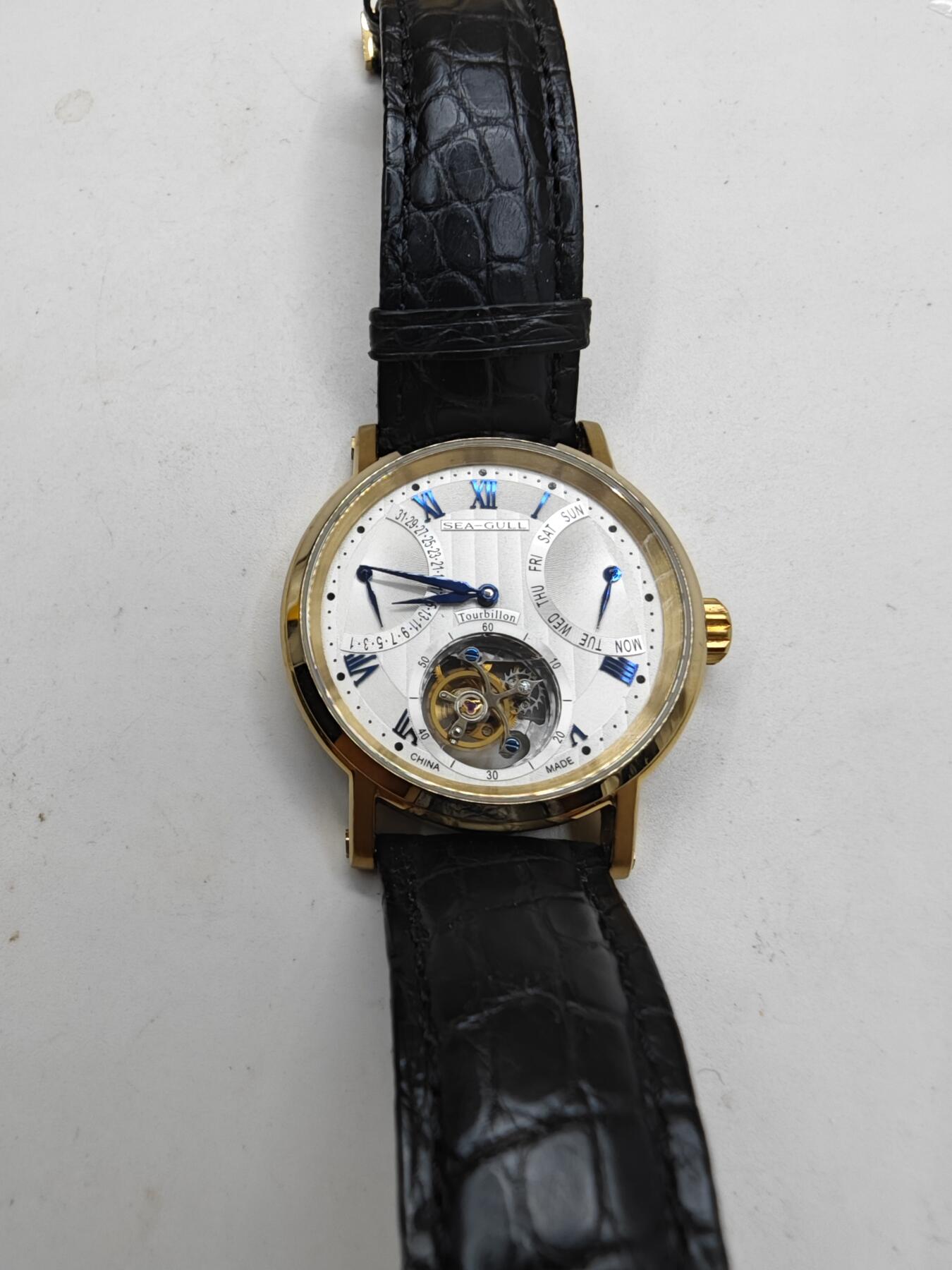 红色经典收藏拍卖专场第28期 保真原装海鸥手动陀飞轮皮带机械表818.924传承系列