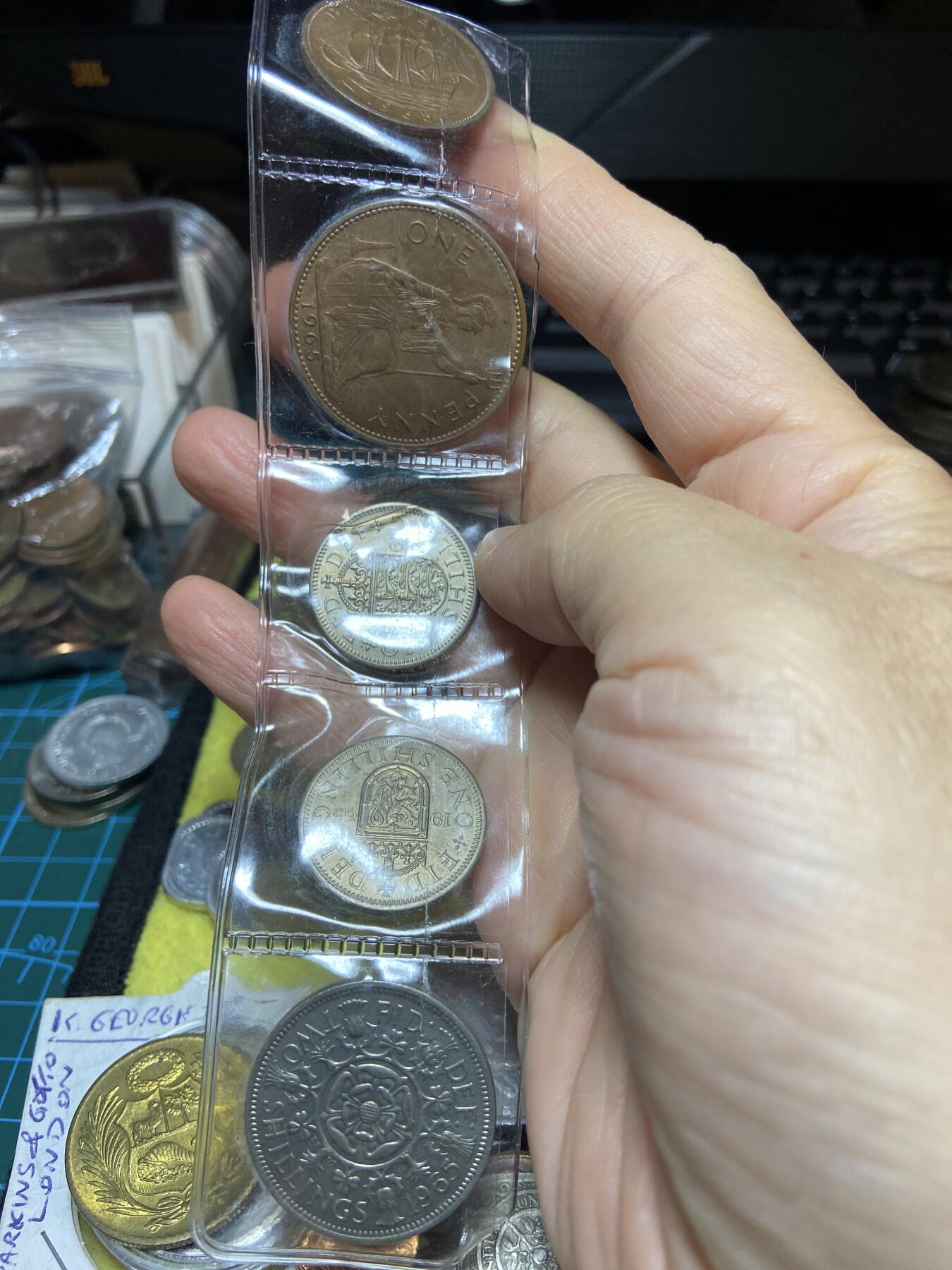 2025年第一百一十八场(总第一百四十四场）外国好品散币(免佣金) 英国🇬🇧1965年套币5枚