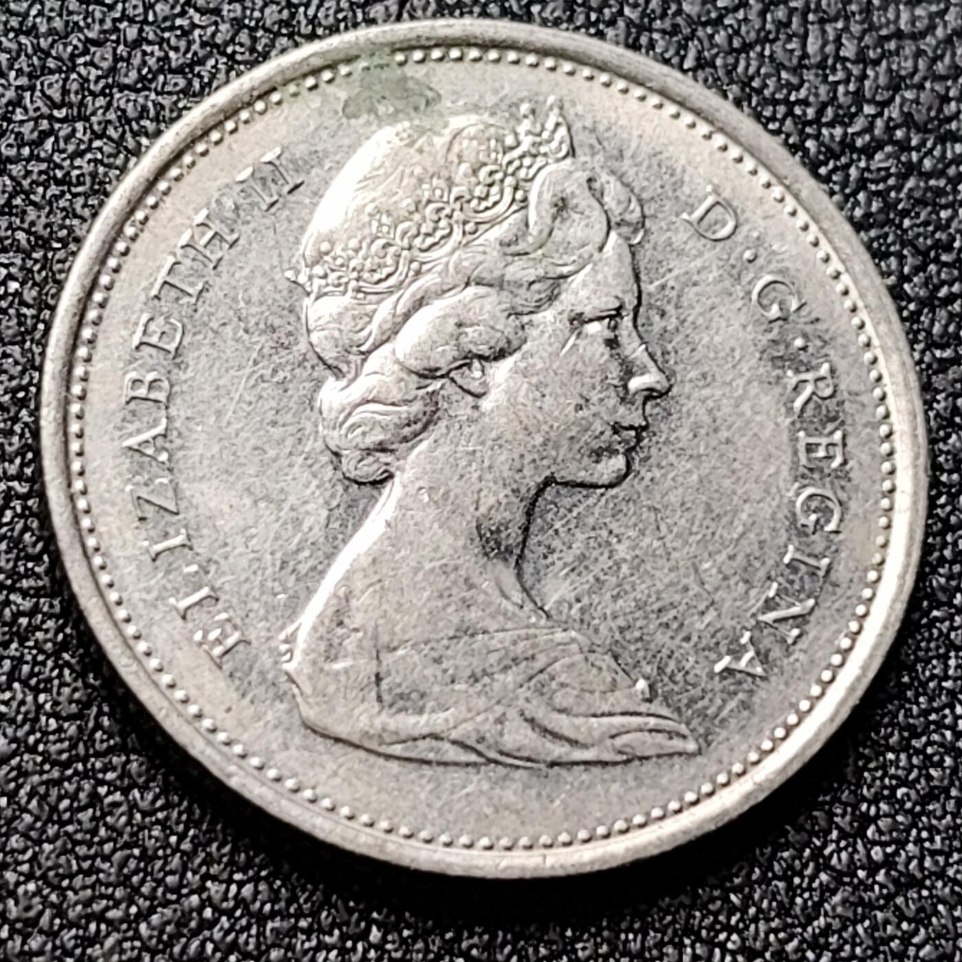 泉币菌-第119场-精品福利场 高币值 加拿大1969年1/4加拿大元 伊丽莎白二世 驯鹿 24mm 