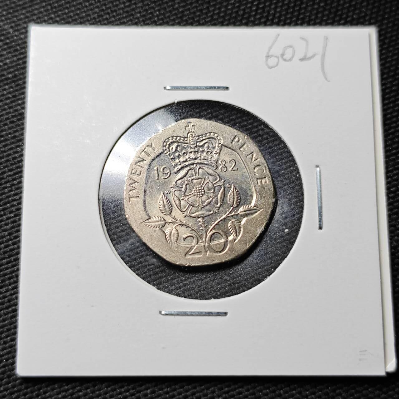 KK钱币收藏小铺  第360场  2月预留时间 周末发货  英国20便士好品