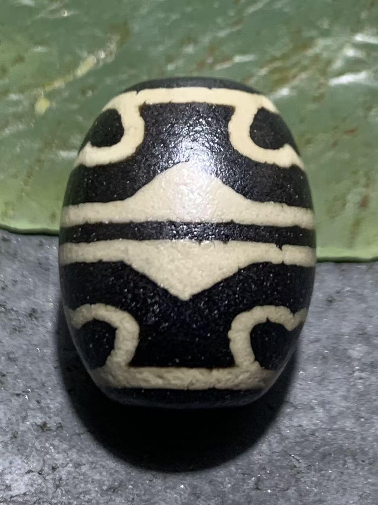 仅此一颗，精品藏传莲花天珠一颗，