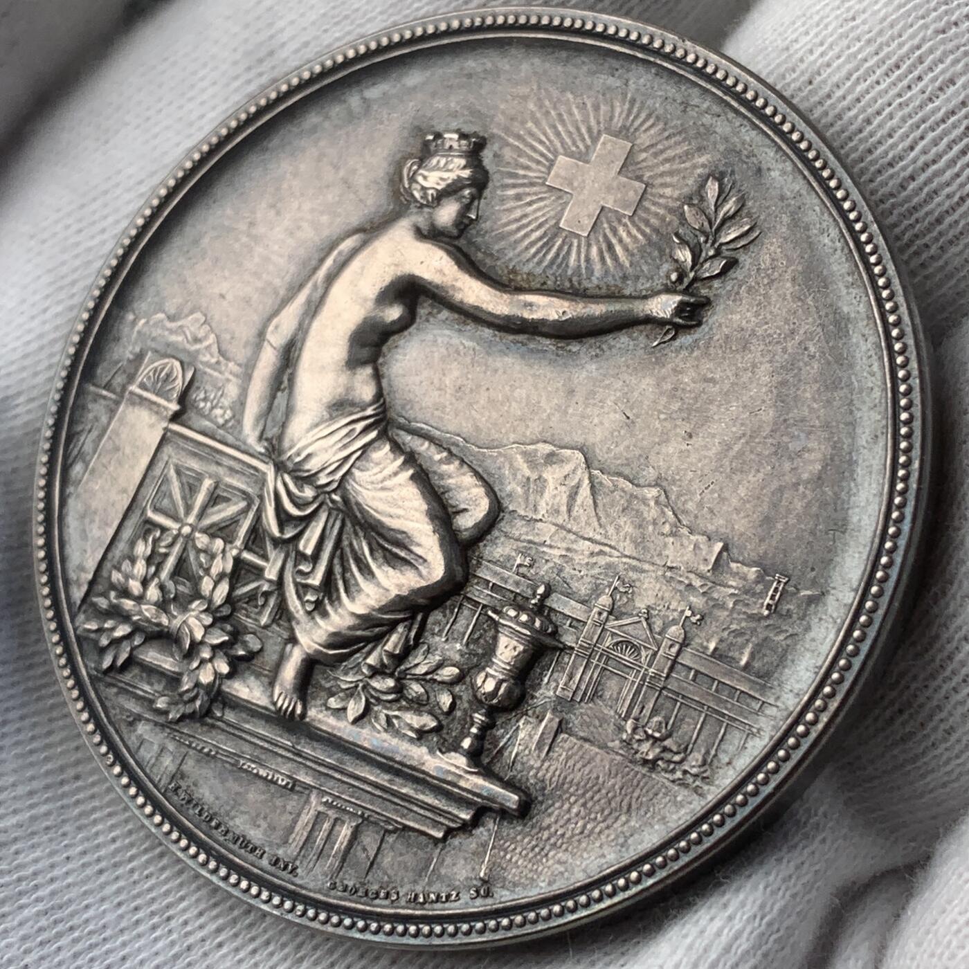 掌中浮雕-藏着的欧洲第039场 1895年温特图尔射击节银章, 45mm，39g，配有合适的盒子