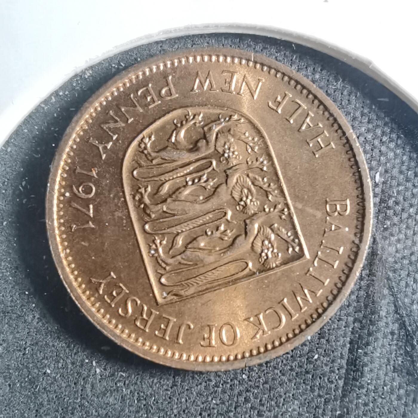 沼泽如烟--第885场 泽西1971年半便士