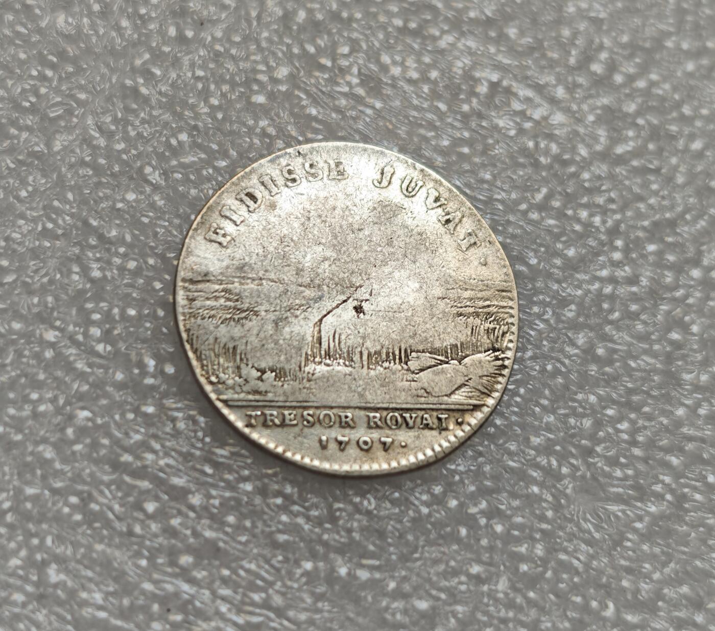 瓶子🏺第214期拍卖会  法国1707年太阳王路易十四JETON银质代币章  背面丰收的风景