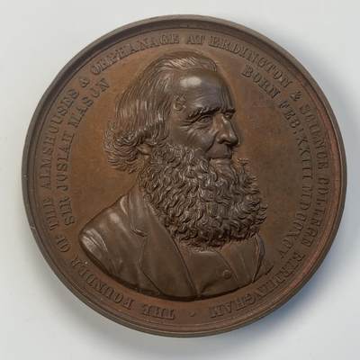 掌中浮雕-藏着的欧洲第039场 - 1880年英国梅森科学学院铜章，51mm，BHM-3083  ，Eimer-1670，原盒