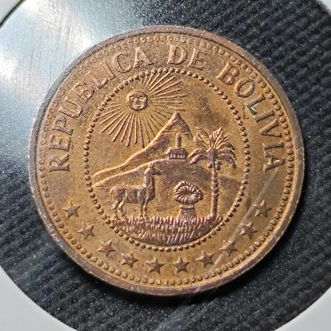 KK钱币收藏小铺  第360场  2月预留时间 周末发货 1973玻利维亚10分 