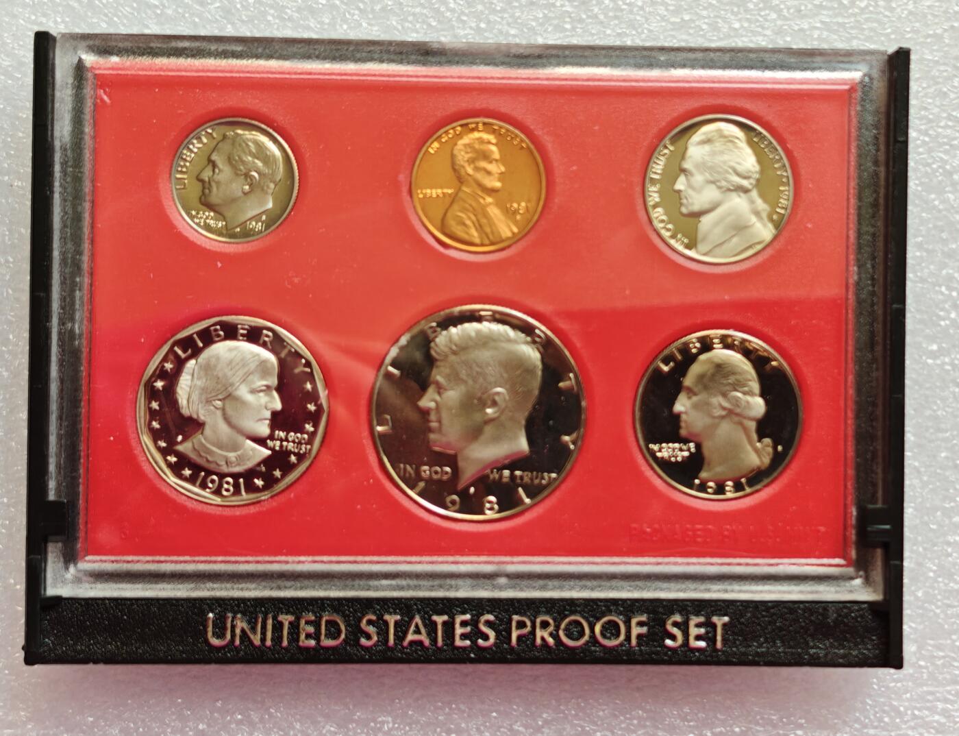 瓶子🏺第214期拍卖会  美国1981年精制6枚套原盒