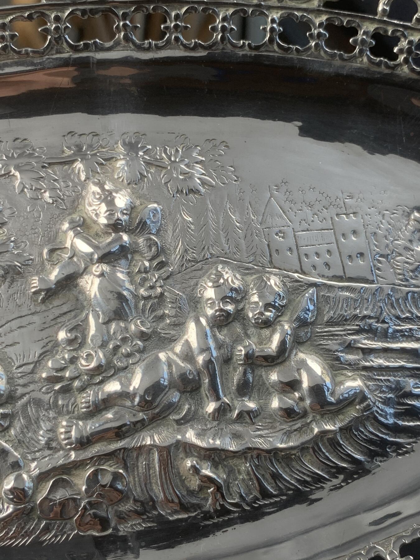 掌中浮雕-藏着的欧洲第039场 190X德国800银椭圆果篮，282mm X 170mm，207g，有银标