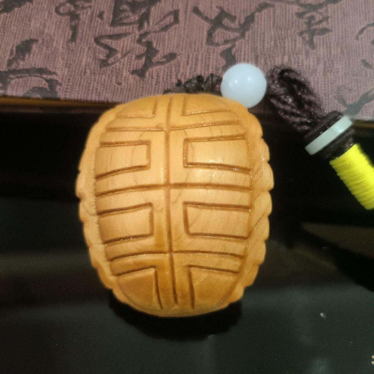 听雨轩 （十二）精品木雕 核雕 太行崖柏富甲天下乌龟壳手把件