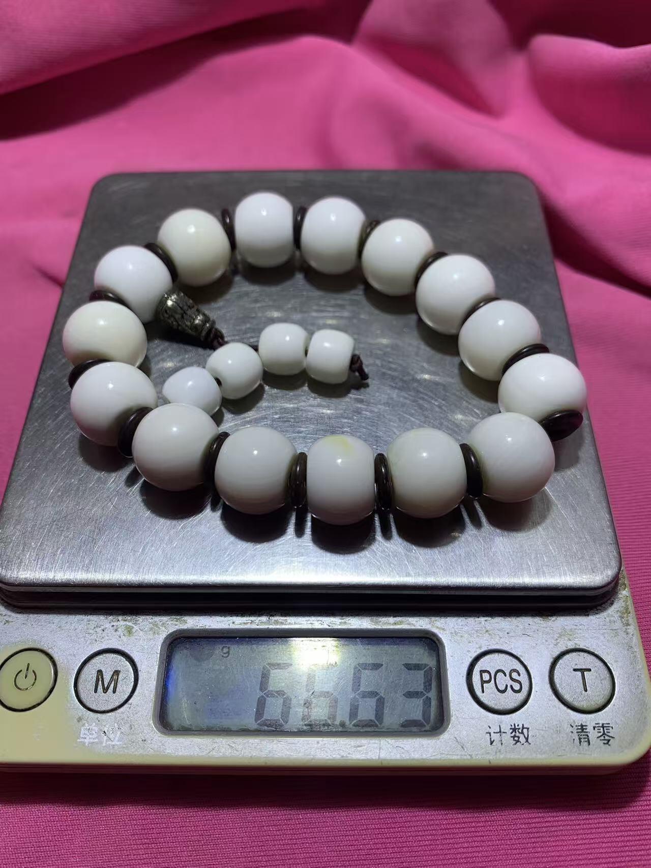 深海奶白高玉化贝化玉鼓珠手串一条