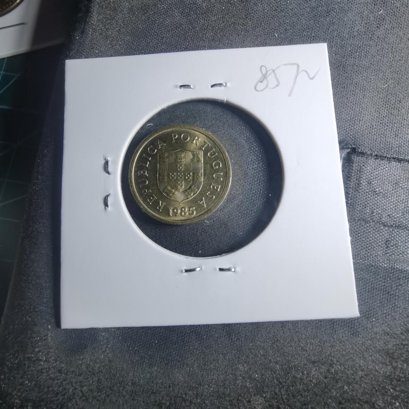 沼泽如烟--第885场 葡萄牙1985年1埃斯库多