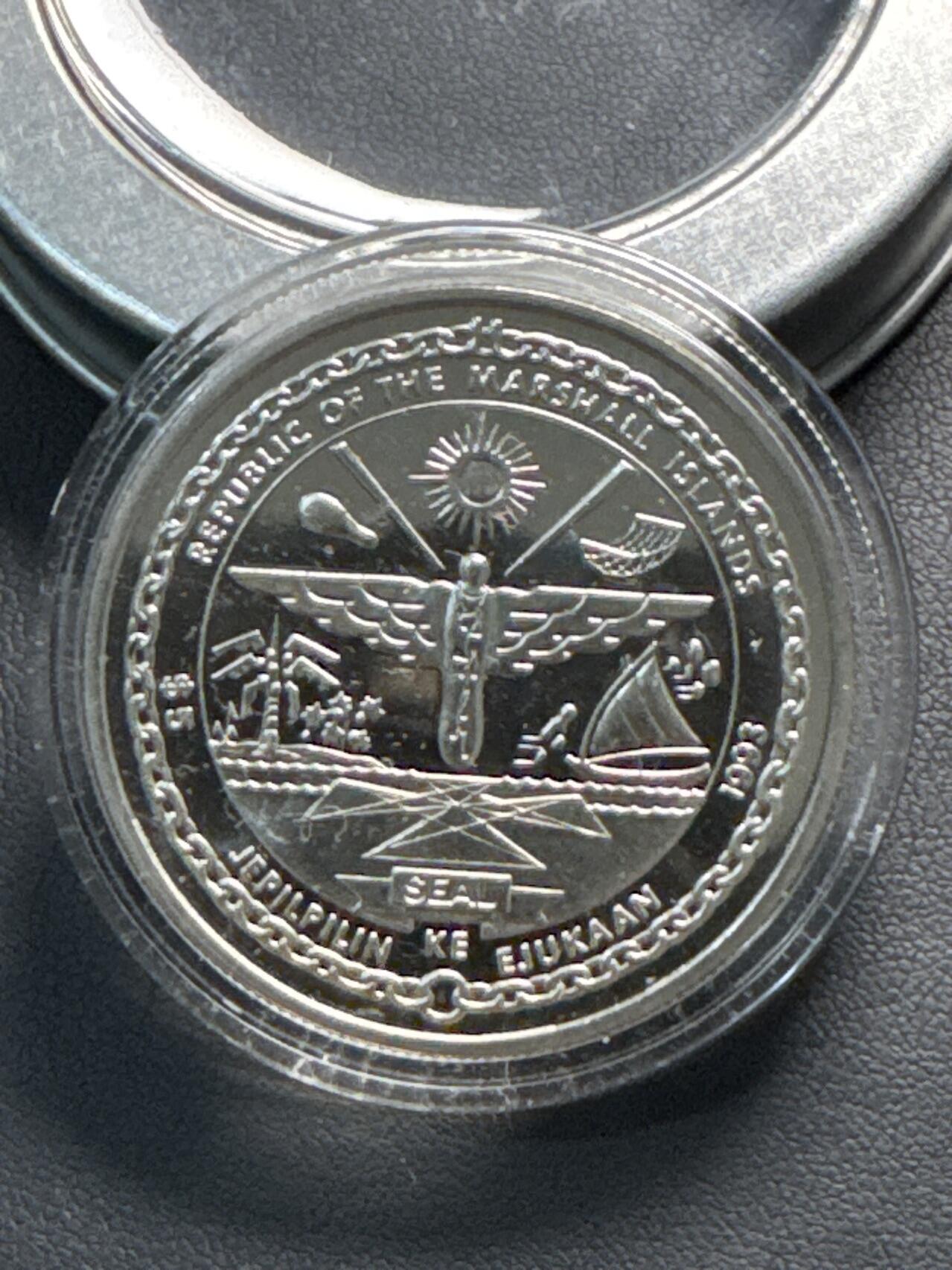 ❤️【币观天下】❤️ 第329期钱币拍卖- 2025.10.31周五晚上6点半场-长期征集拍品 马绍尔群岛1993年猫王纪念币原包装