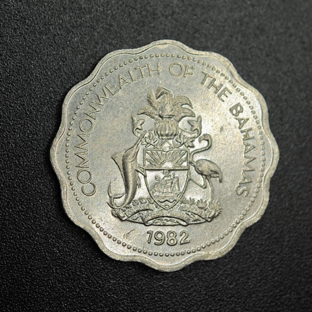 【淘币小摊】实时拍第七百七十九拍   散币场   满百包邮可预留二周 每周一统一发货   巴哈马1982年10分镍币