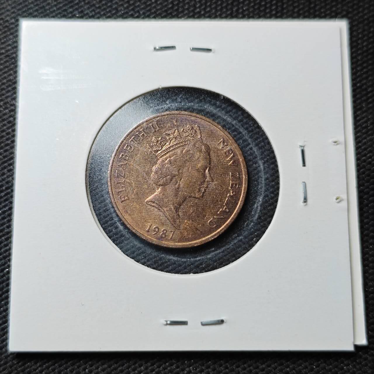 KK钱币收藏小铺  第361场  2月预留时间 周末发货  1987新西兰2分铜币 好品