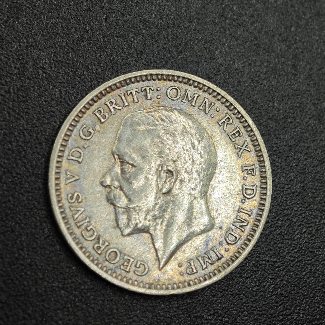 【淘币小摊】限时拍第七百八十拍  小银币场  满百包邮可预留两周  周一统一发货  英国1932年乔治五世3便士银币