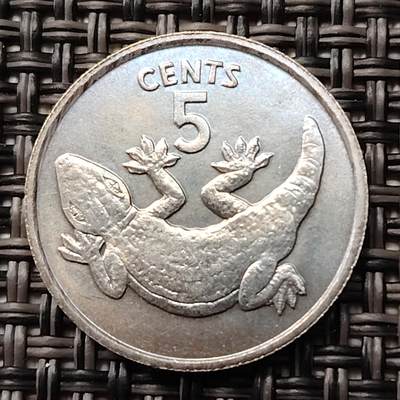 布加迪🐬～世界钱币(上海)🌾第 255 期 /  各国套币和散币 - 基里巴斯🇰🇮 1979年 5分