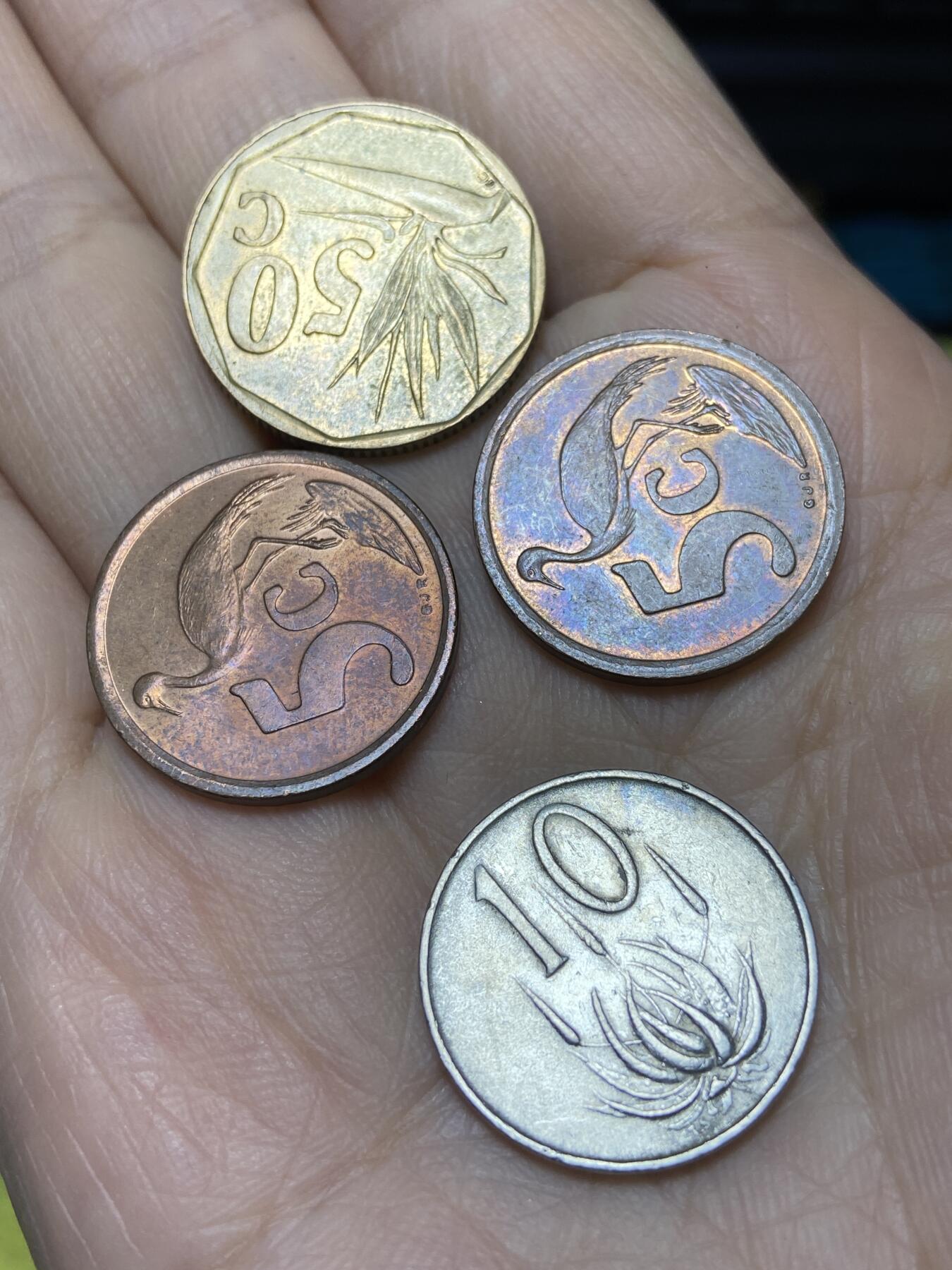 2025年第一百一十九场(总第一百四十五场）外国好品散币(免佣金) 南非🇿🇦4枚：1965年10分，1997年5分，1992年50分