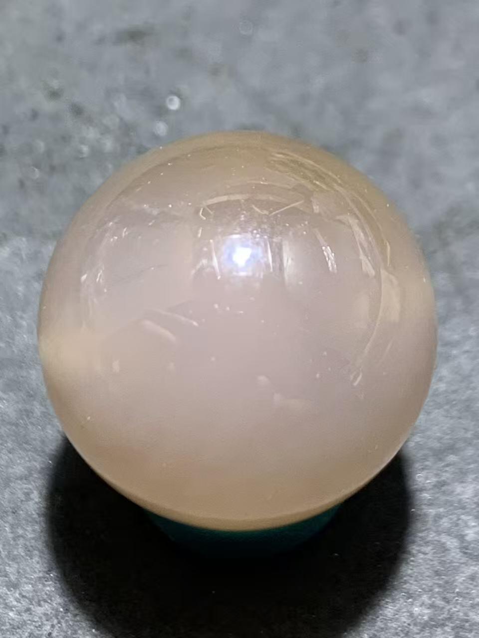 精美冻料高玉化战国红玛瑙圆珠一颗！