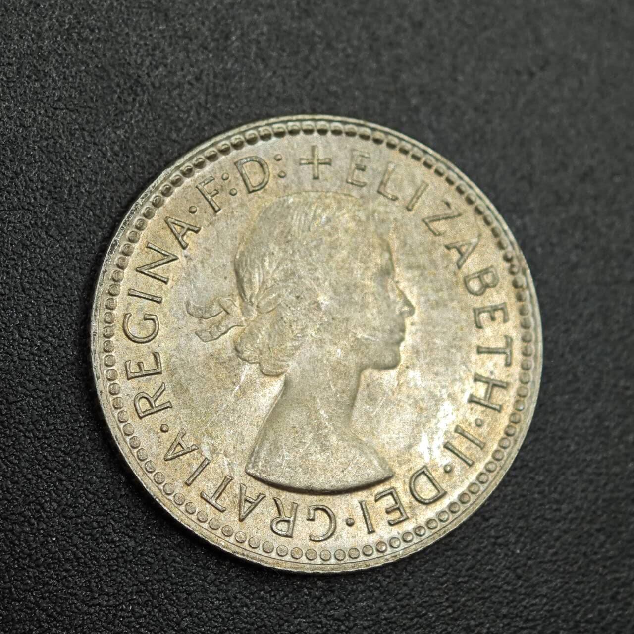 【淘币小摊】限时拍第七百八十拍  小银币场  满百包邮可预留两周  周一统一发货  澳大利亚1963年伊丽莎白二世6便士银币